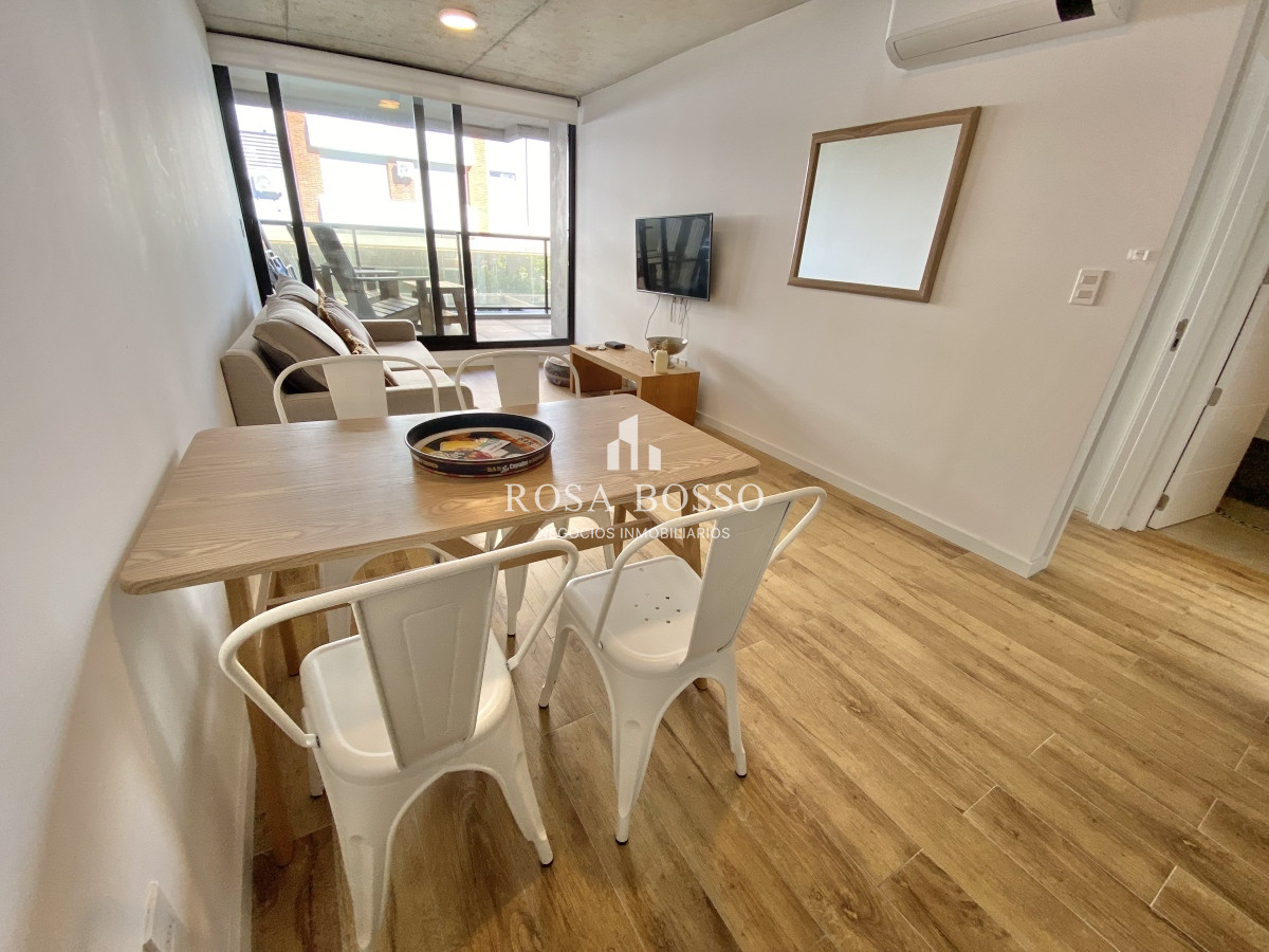 Apartamento ID.9324 - VENTA APARTAMENTO 1 DORMITORIO EDIFICIO MANSA INN BEACH