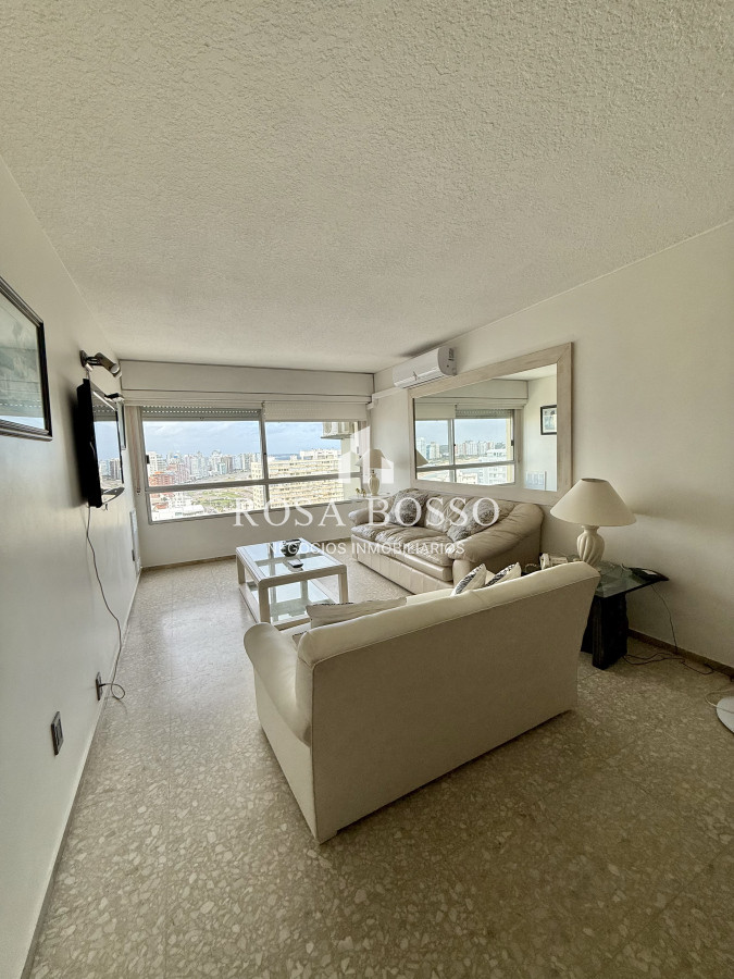 Apartamento ID.8869 - Apartamento, Venta, 3 dormitorios, Península, Punta del Este