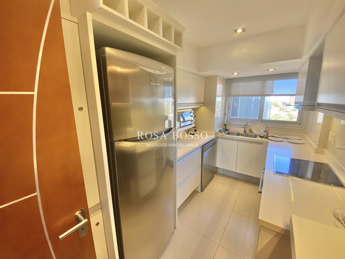 Apartamento ID.9217 - ALQUILER ANUAL-INVERNAL DE APARTAMENTO DE 2 DORMITORIOS EN EDIFICIO MIAMI BOULEVARD