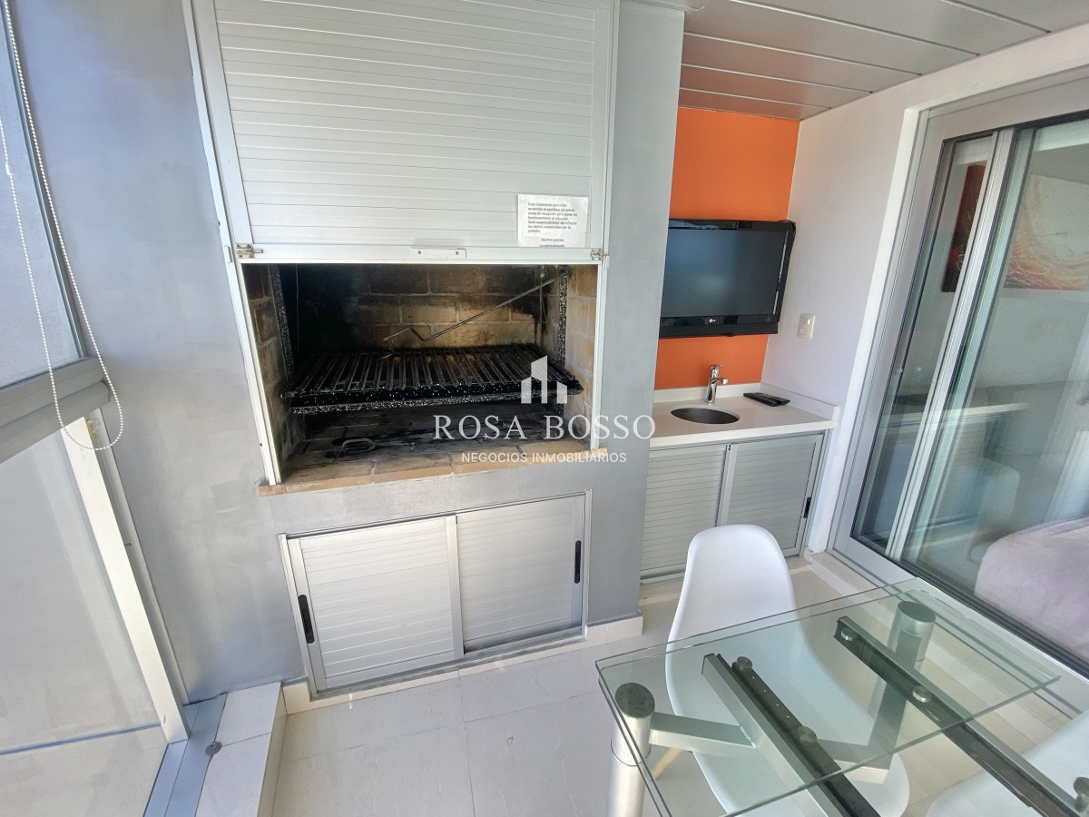 Apartamento ID.9217 - ALQUILER ANUAL-INVERNAL DE APARTAMENTO DE 2 DORMITORIOS EN EDIFICIO MIAMI BOULEVARD