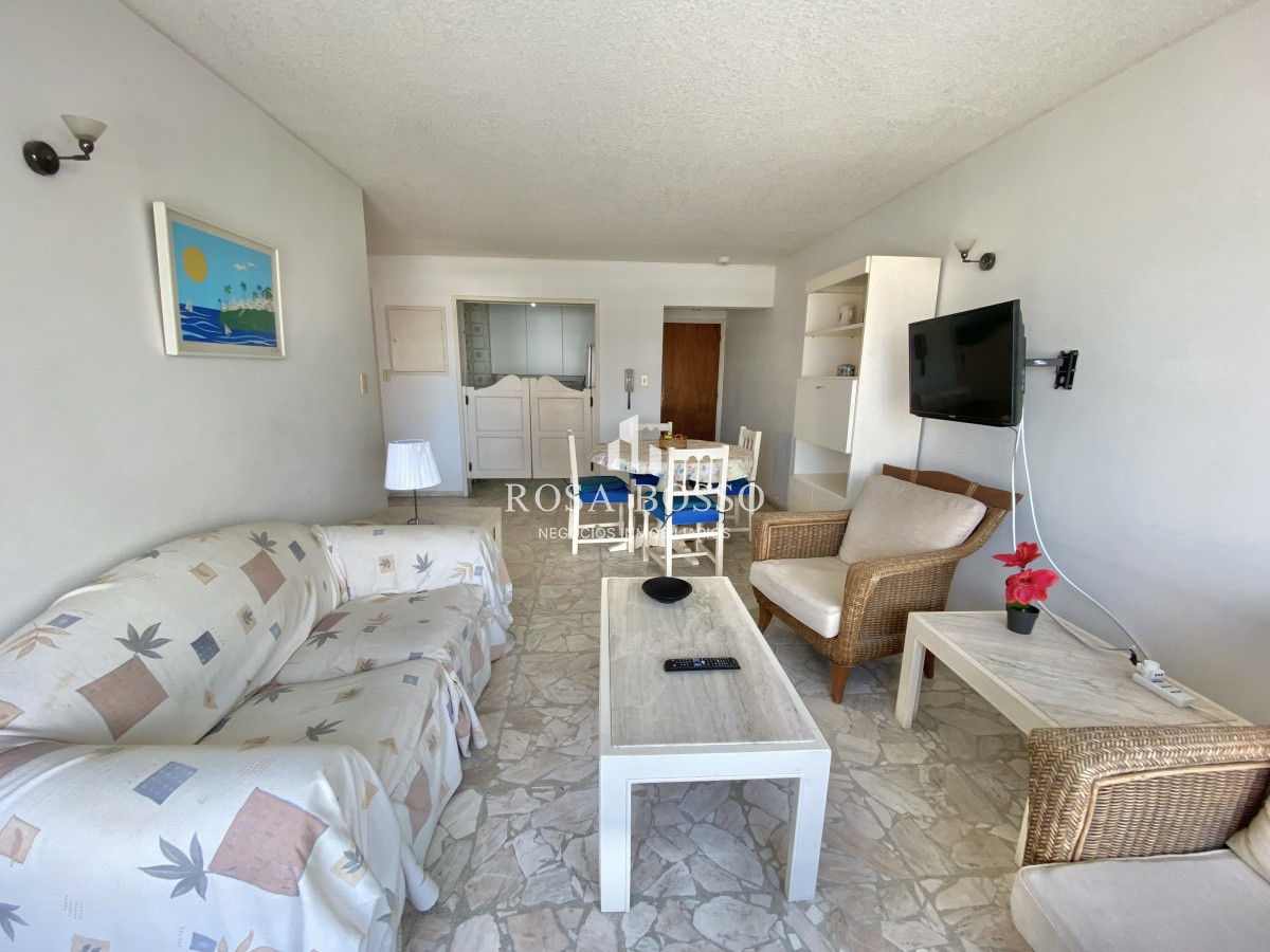 Apartamento ID.8485 - VENTA DE APARTAMENTO DE 1 DORMITORIO Y MEDIO EN PENINSULA PUNTA DEL ESTE 