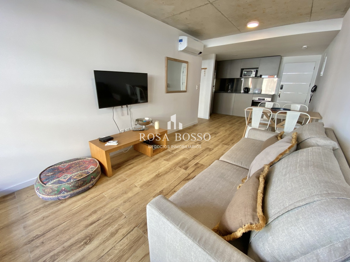 Apartamento ID.9324 - VENTA APARTAMENTO 1 DORMITORIO EDIFICIO MANSA INN BEACH