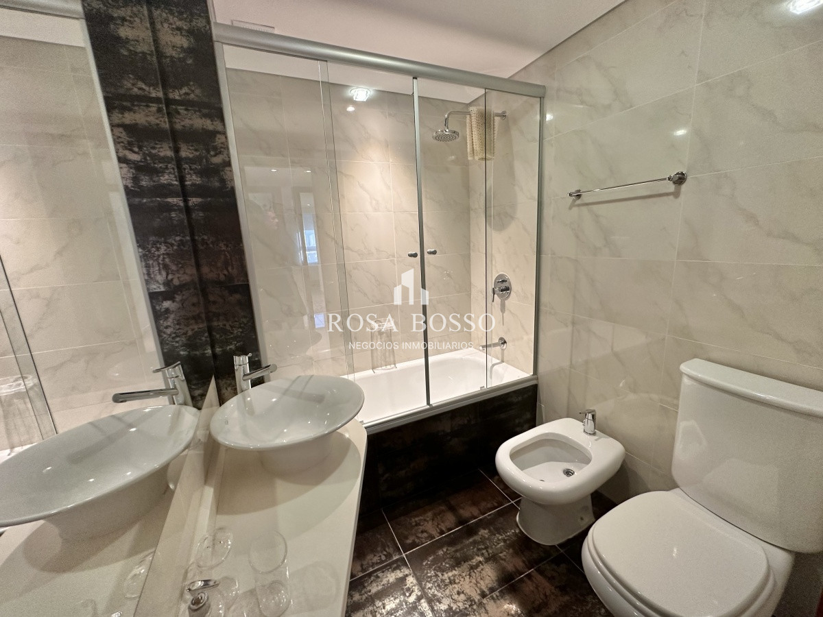 Apartamento ID.9216 - ALQUILER ANUAL APARTAMENTO 2 DORMITORIOS Y 2 BAÑOS MIAMI BOULEVARD