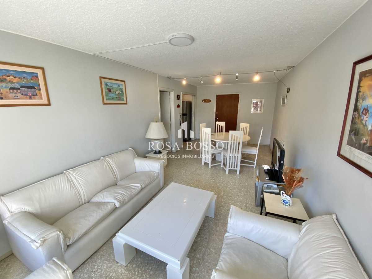 Apartamento ID.8870 - Apartamento, Venta, 3 dormitorio, Punta del Este, Península