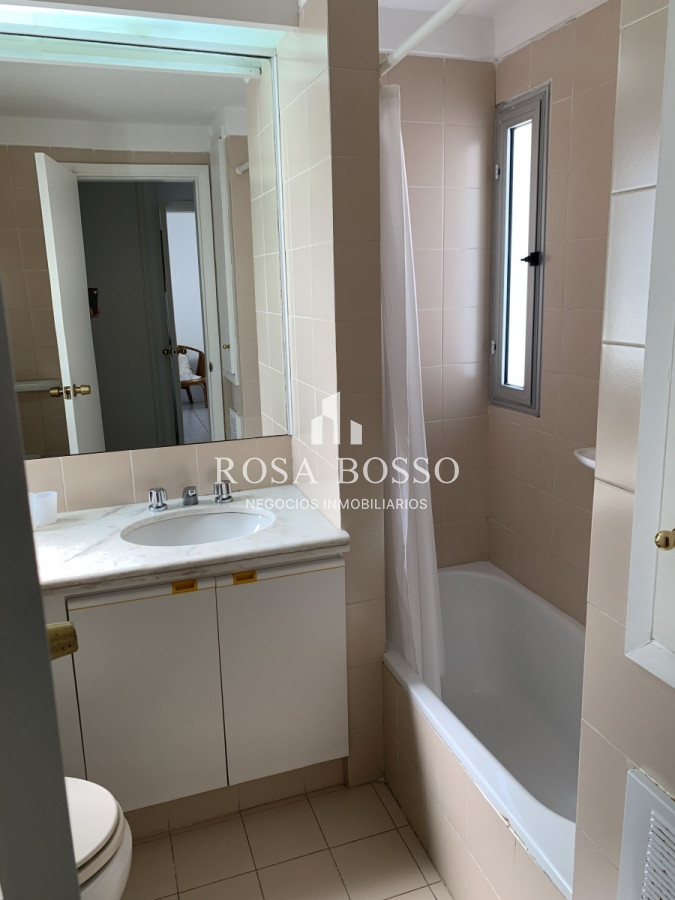 Apartamento ID.8631 - VENTA DE APARTAMENTO DE 2 DORMITORIOS EN BRAVA PUNTA DEL ESTE 