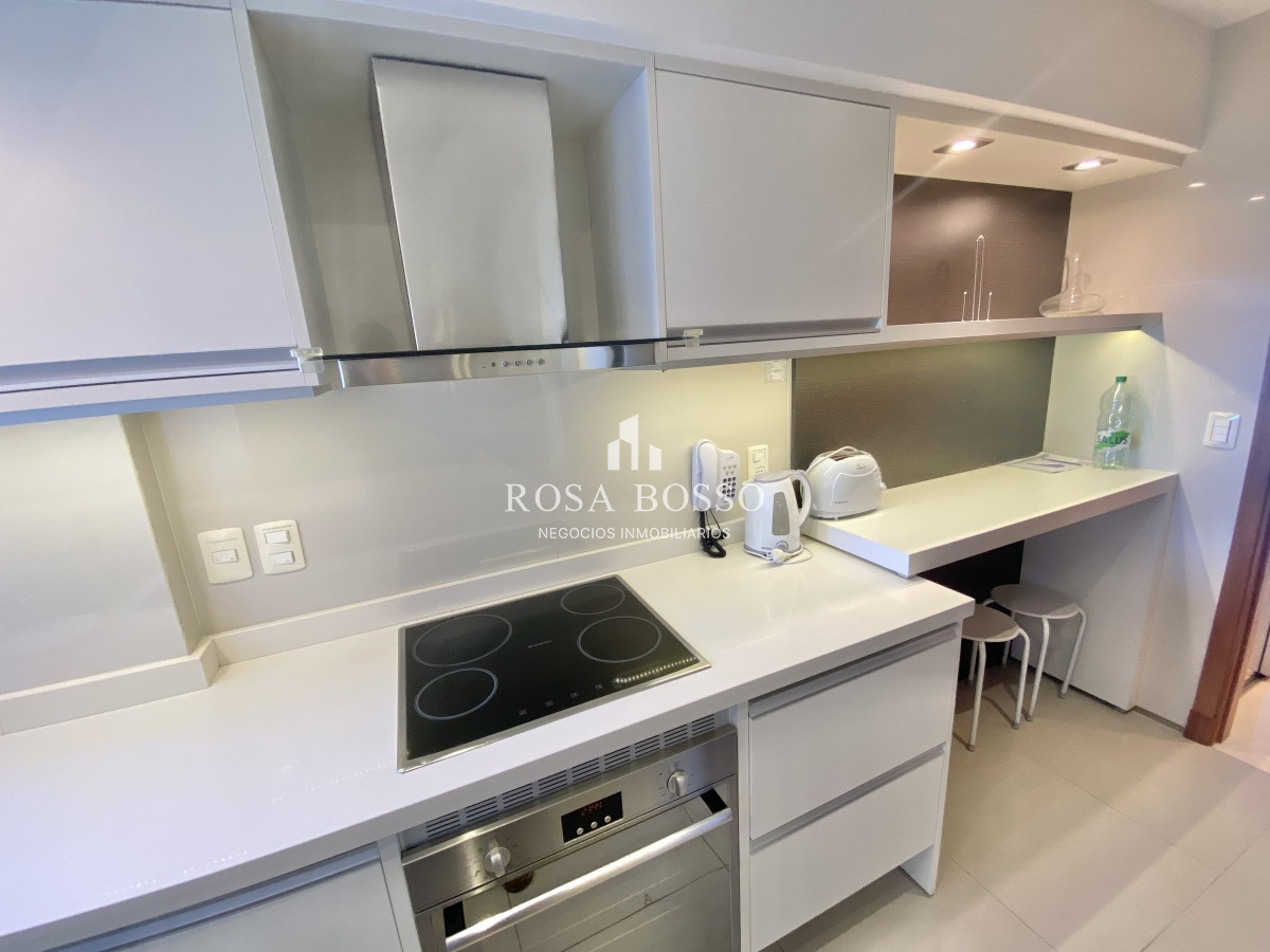 Apartamento ID.9217 - ALQUILER ANUAL-INVERNAL DE APARTAMENTO DE 2 DORMITORIOS EN EDIFICIO MIAMI BOULEVARD