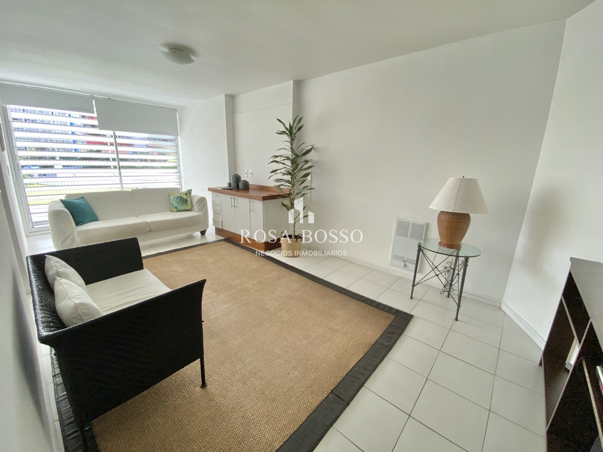 Apartamento ID.8631 - VENTA DE APARTAMENTO DE 2 DORMITORIOS EN BRAVA PUNTA DEL ESTE 