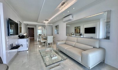 Apartamento en venta d 2 dormitorios en Miami Boulevard, Punta del Este.