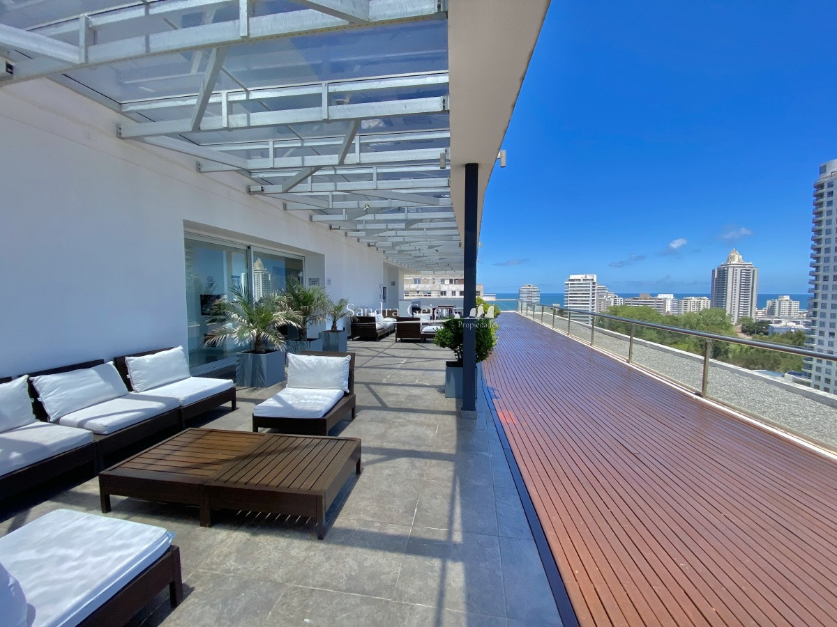 Apartamento ID.2114 - VENTA DE APARTAMENTO DE 2 DORMITORIOS EN EDIFICIO BE PUNTA