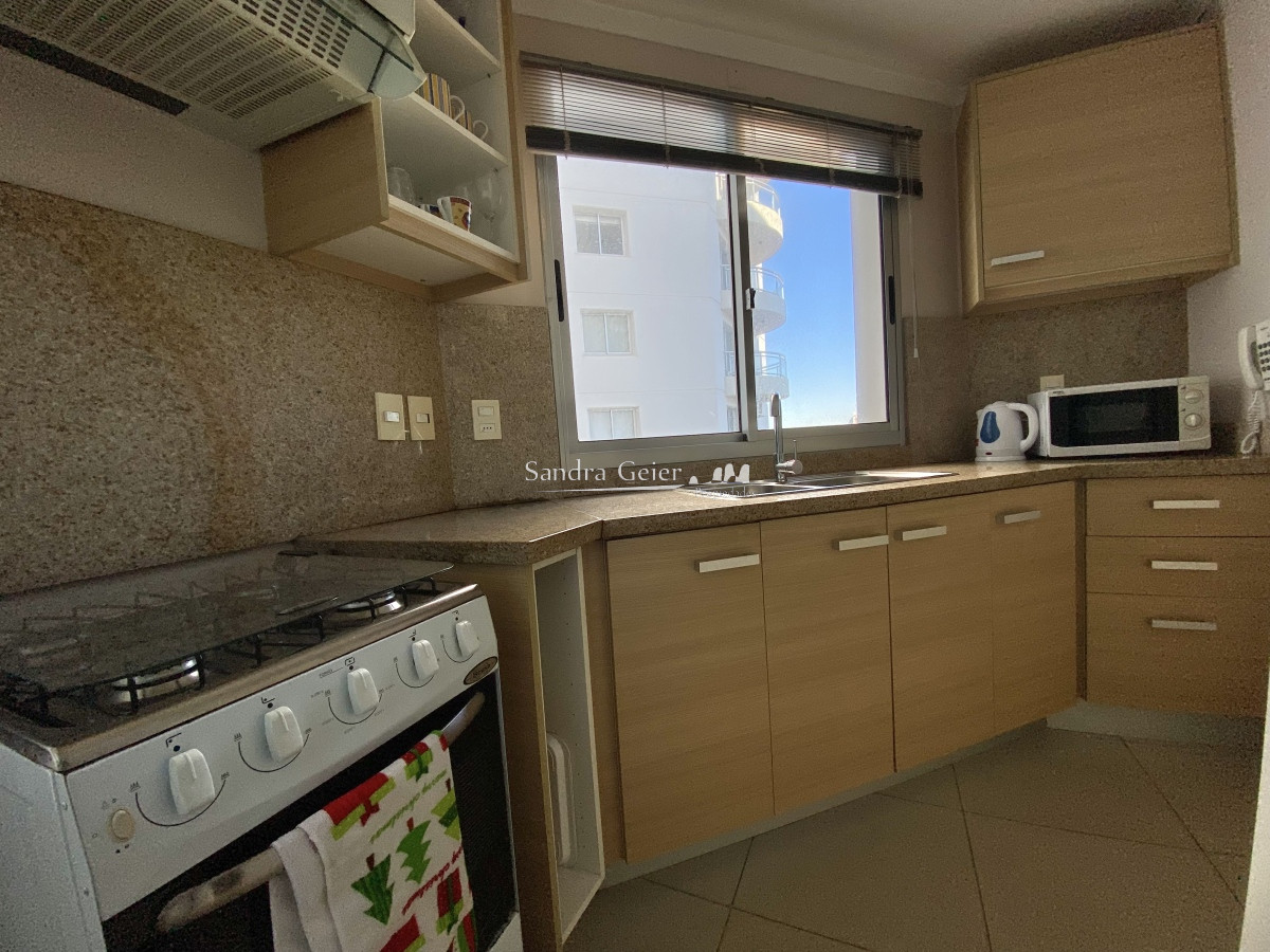 Apartamento ID.2120 - VENTA DE APARTAMENTO DE 2 DORMITORIOS EN OCEAN DRIVE PUNTA DEL ESTE 