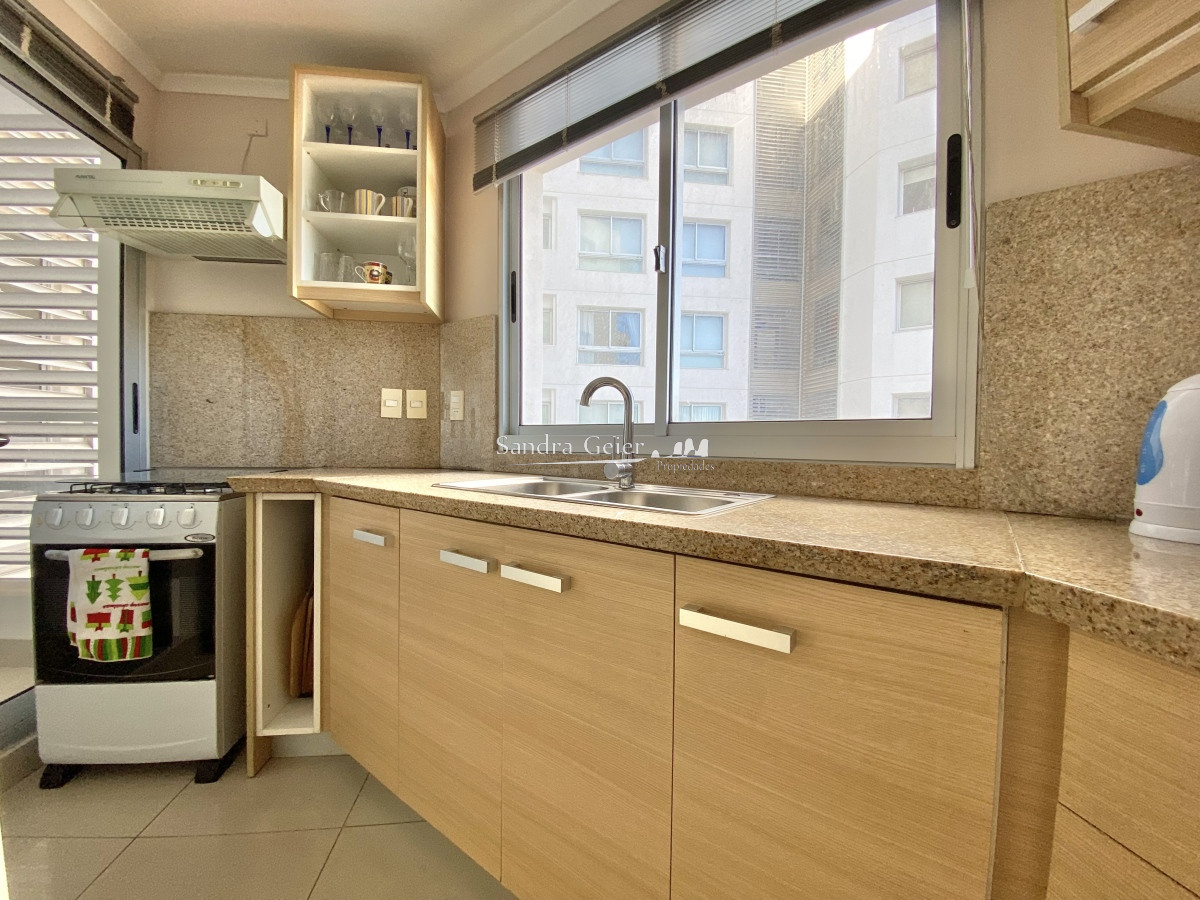 Apartamento ID.2120 - VENTA DE APARTAMENTO DE 2 DORMITORIOS EN OCEAN DRIVE PUNTA DEL ESTE 