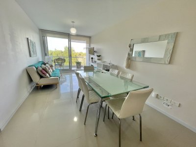 Apartamento ID.2114 - VENTA DE APARTAMENTO DE 2 DORMITORIOS EN EDIFICIO BE PUNTA