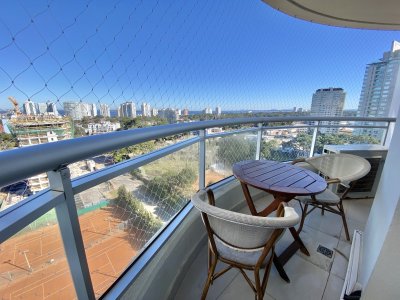 Apartamento ID.2120 - VENTA DE APARTAMENTO DE 2 DORMITORIOS EN OCEAN DRIVE PUNTA DEL ESTE 