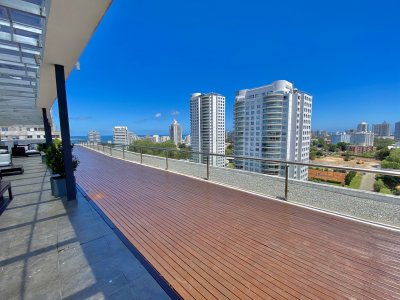 Apartamento ID.2114 - VENTA DE APARTAMENTO DE 2 DORMITORIOS EN EDIFICIO BE PUNTA