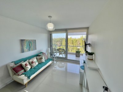 Apartamento ID.2114 - VENTA DE APARTAMENTO DE 2 DORMITORIOS EN EDIFICIO BE PUNTA
