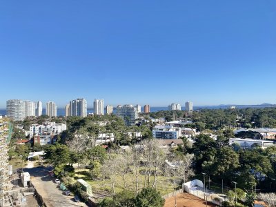 Apartamento ID.2120 - VENTA DE APARTAMENTO DE 2 DORMITORIOS EN OCEAN DRIVE PUNTA DEL ESTE 