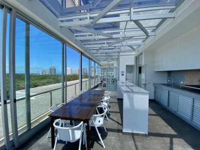 Apartamento ID.2114 - VENTA DE APARTAMENTO DE 2 DORMITORIOS EN EDIFICIO BE PUNTA