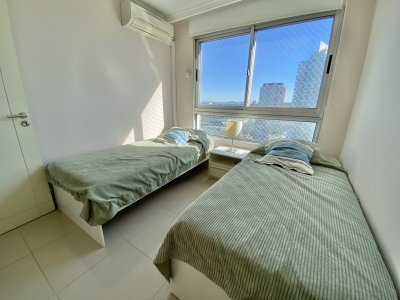 Apartamento ID.2120 - VENTA DE APARTAMENTO DE 2 DORMITORIOS EN OCEAN DRIVE PUNTA DEL ESTE 