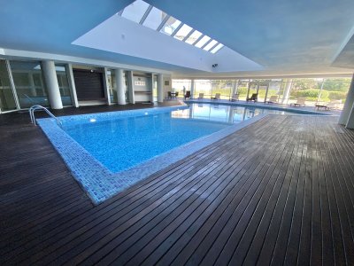 Apartamento ID.2120 - VENTA DE APARTAMENTO DE 2 DORMITORIOS EN OCEAN DRIVE PUNTA DEL ESTE 
