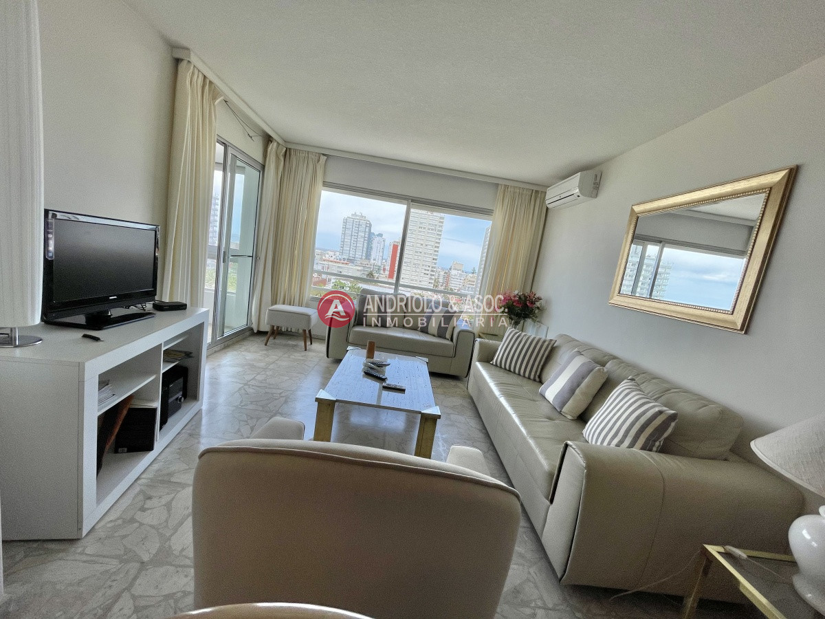 Apartamento ID.6806 - Pleno centro peninsula Torre de Categoría  