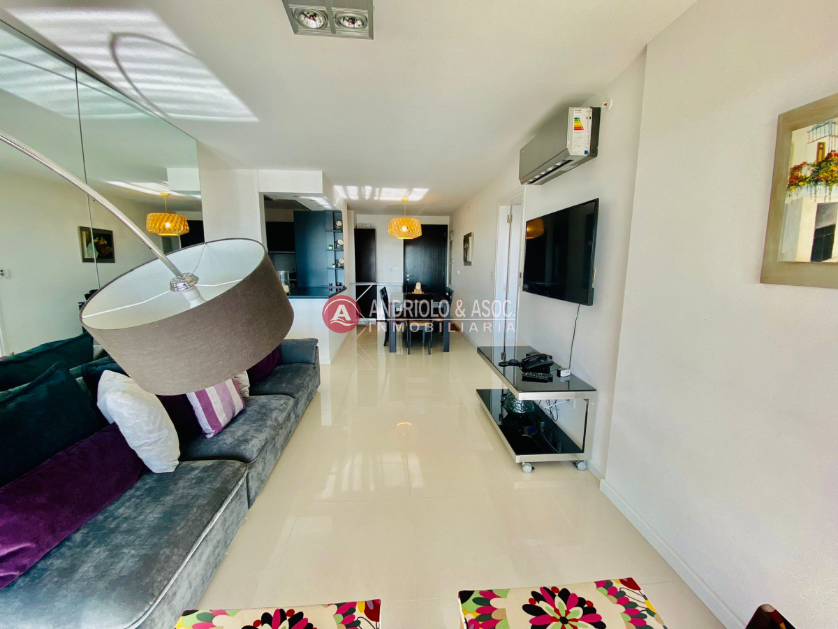 Apartamento ID.7604 - VENTA DE APARTAMENTO DE 2 DORMITORIOS EN ICON BRAVA PUNTA DEL ESTE