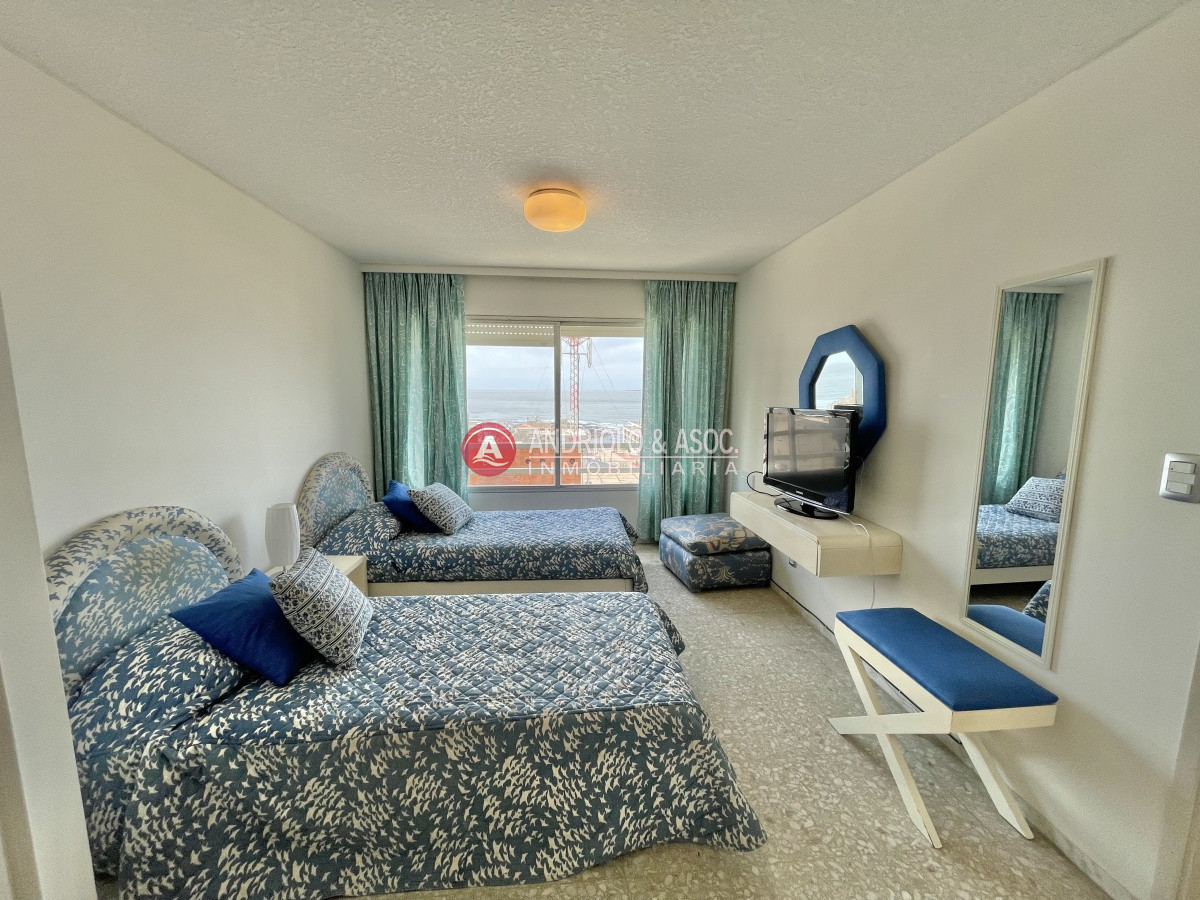 Apartamento ID.6806 - Pleno centro peninsula Torre de Categoría  