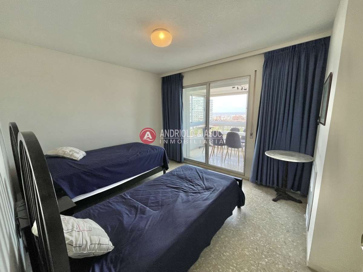 Apartamento ID.6806 - Pleno centro peninsula Torre de Categoría  