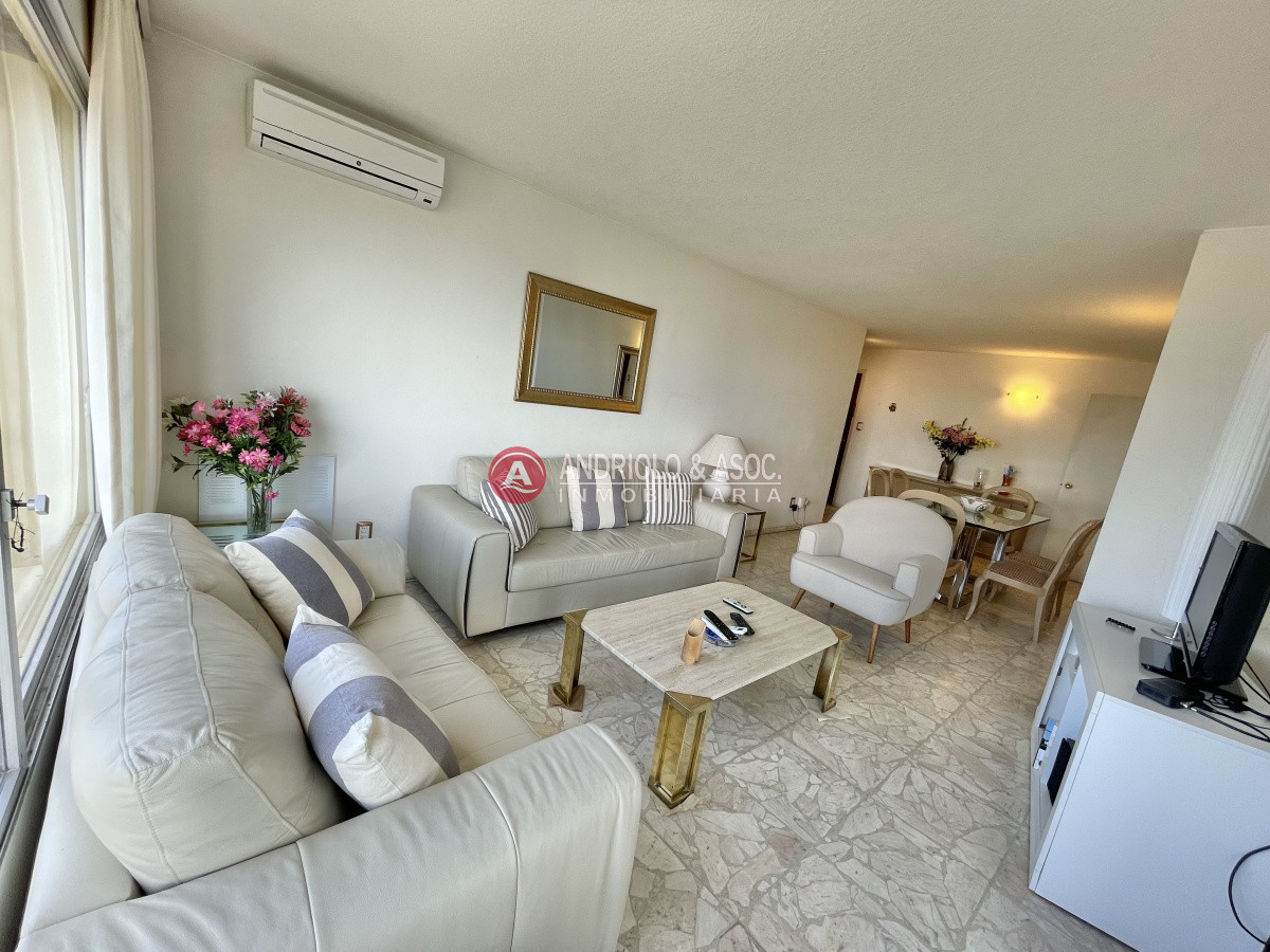 Apartamento ID.6806 - Pleno centro peninsula Torre de Categoría  