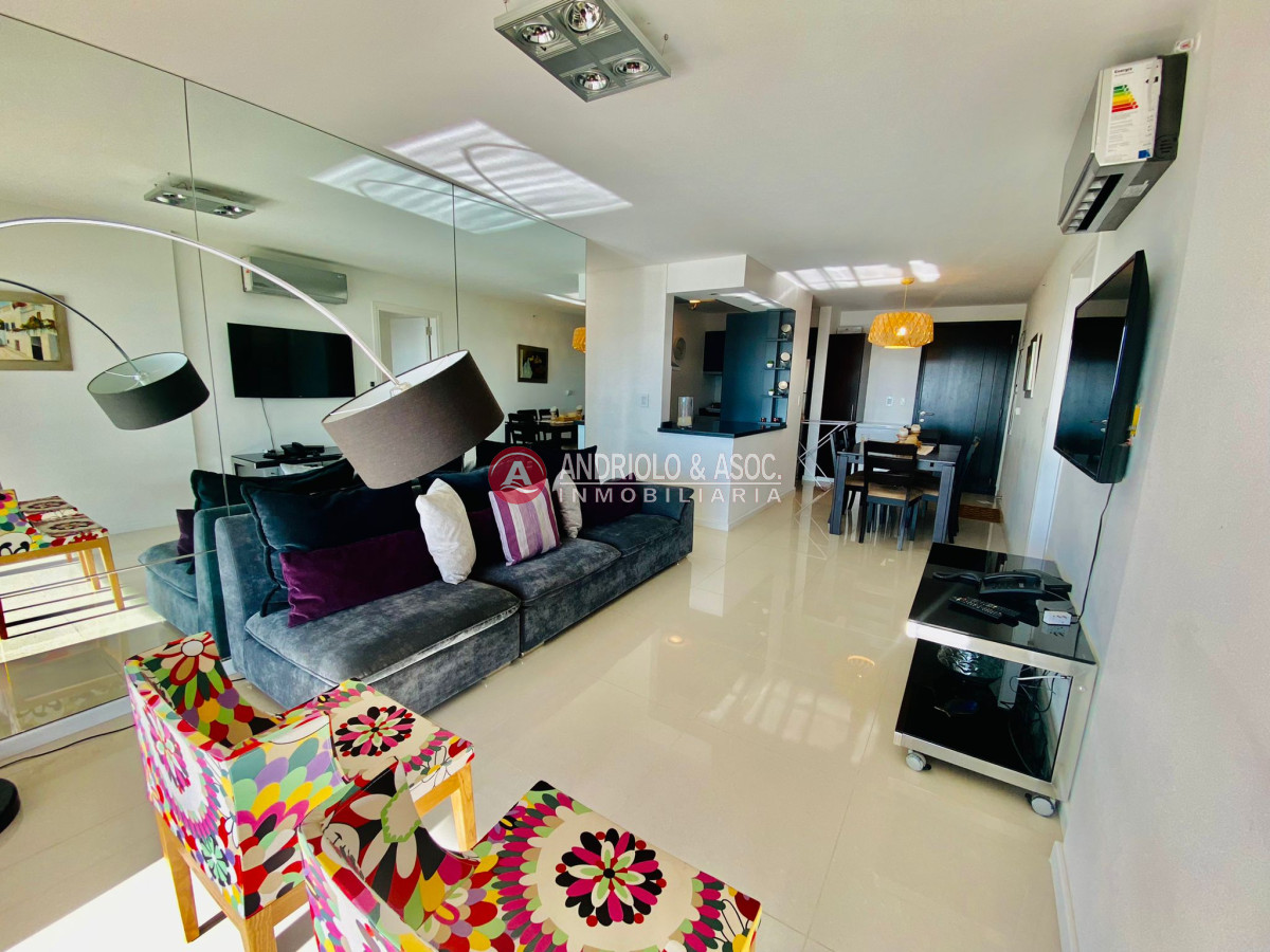 Apartamento ID.7604 - VENTA DE APARTAMENTO DE 2 DORMITORIOS EN ICON BRAVA PUNTA DEL ESTE