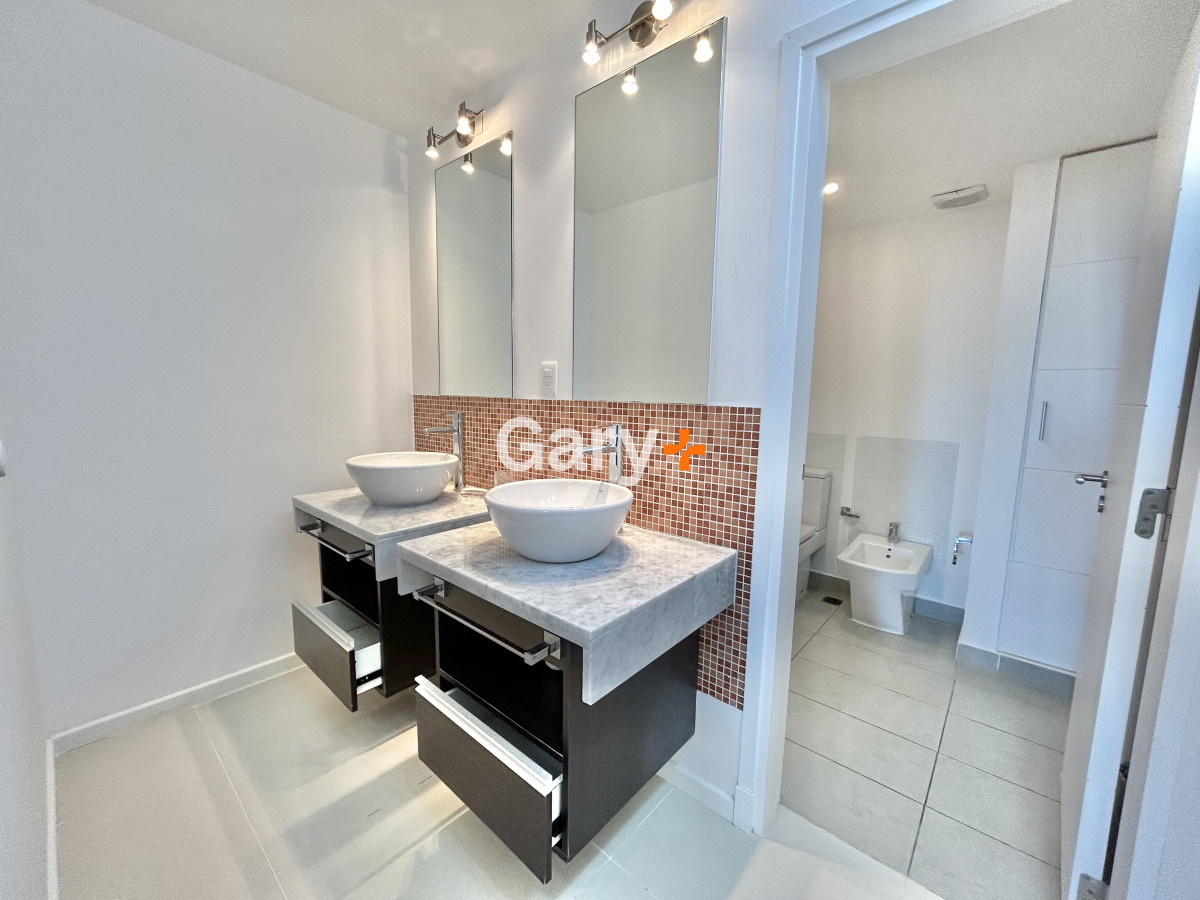 Apartamento ID.25867 - VENTA DE APARTAMENTO DE 2 DORMITORIOS EN EDIFICIO ICON BRAVA PUNTA DEL ESTE
