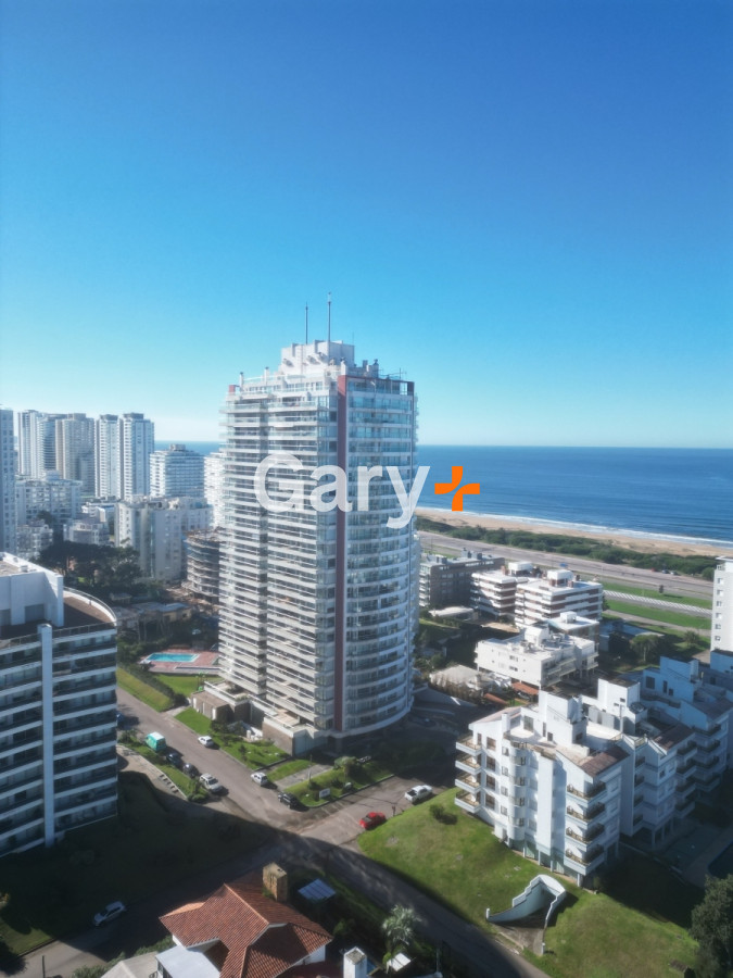 Apartamento ID.25867 - VENTA DE APARTAMENTO DE 2 DORMITORIOS EN EDIFICIO ICON BRAVA PUNTA DEL ESTE