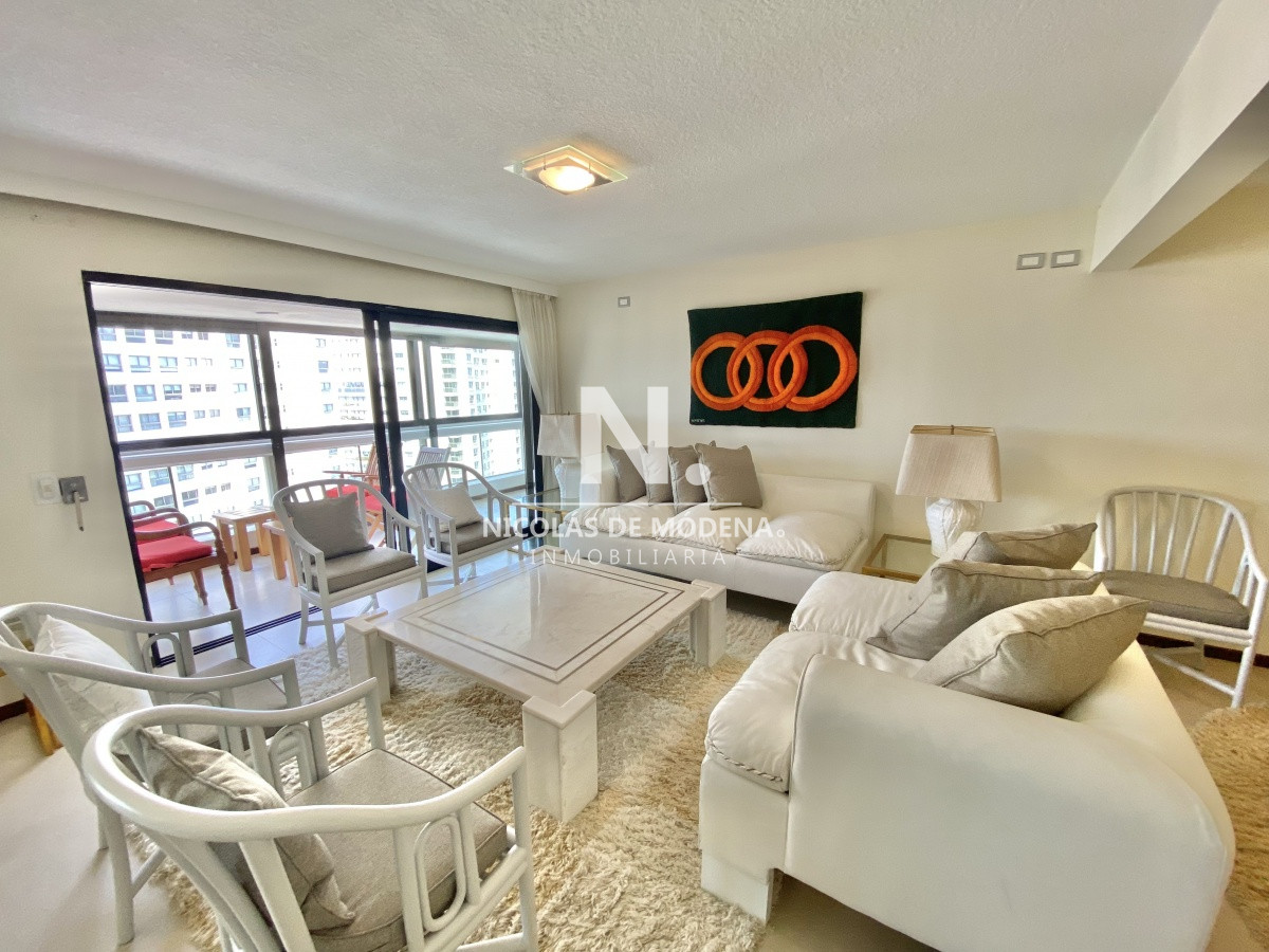 Brava - GoPunta - Portal Inmobiliario de Punta del Este - Maldonado