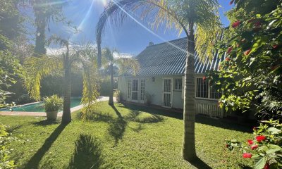 Casa en Venta zona de Rincon del Indio .