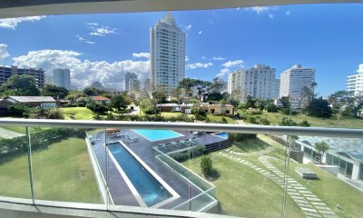 VENTA DE APARTAMENTO DE 3 DORMITORIOS EN ICON BRAVA PUNTA DEL ESTE