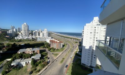 VENTA APARTAMENTO 2 DORMITORIOS MAS DEPENDENCIA EDIFICIO TORRE MARINA I