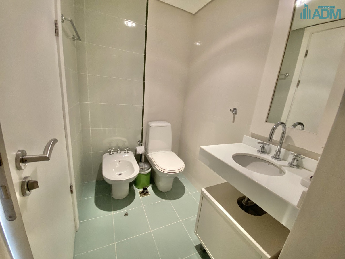 Apartamento ID.1043 - ALQUILER TEMPORARIO DE APARTAMENTO DE 3 SUITES EN AQUARELA PUNTA DEL ESTE MANSA 