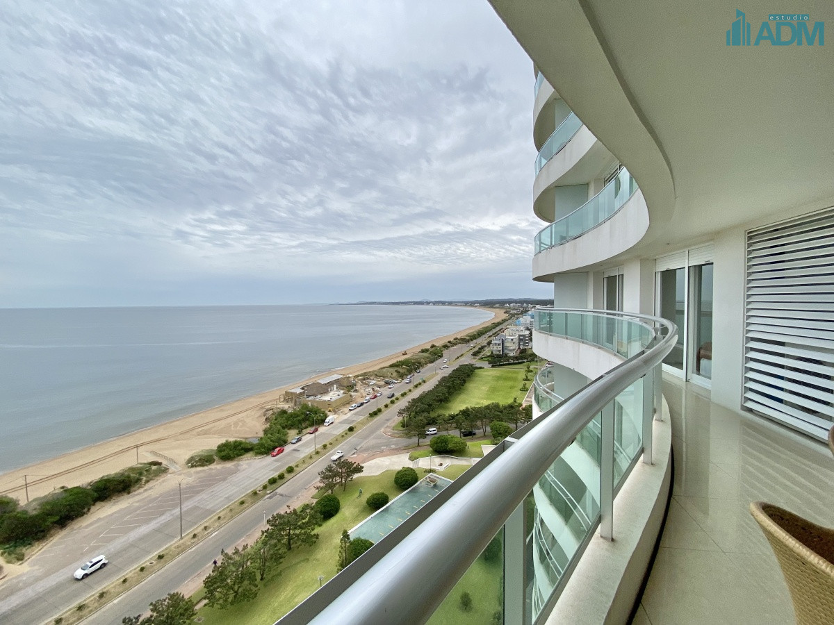 Apartamento ID.1043 - ALQUILER TEMPORARIO DE APARTAMENTO DE 3 SUITES EN AQUARELA PUNTA DEL ESTE MANSA 