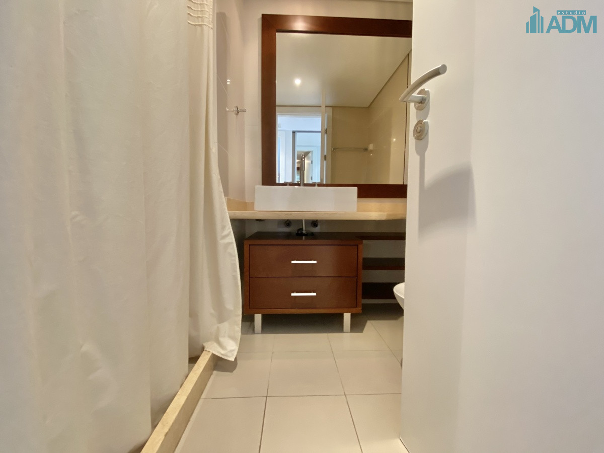 Apartamento ID.1043 - ALQUILER TEMPORARIO DE APARTAMENTO DE 3 SUITES EN AQUARELA PUNTA DEL ESTE MANSA 