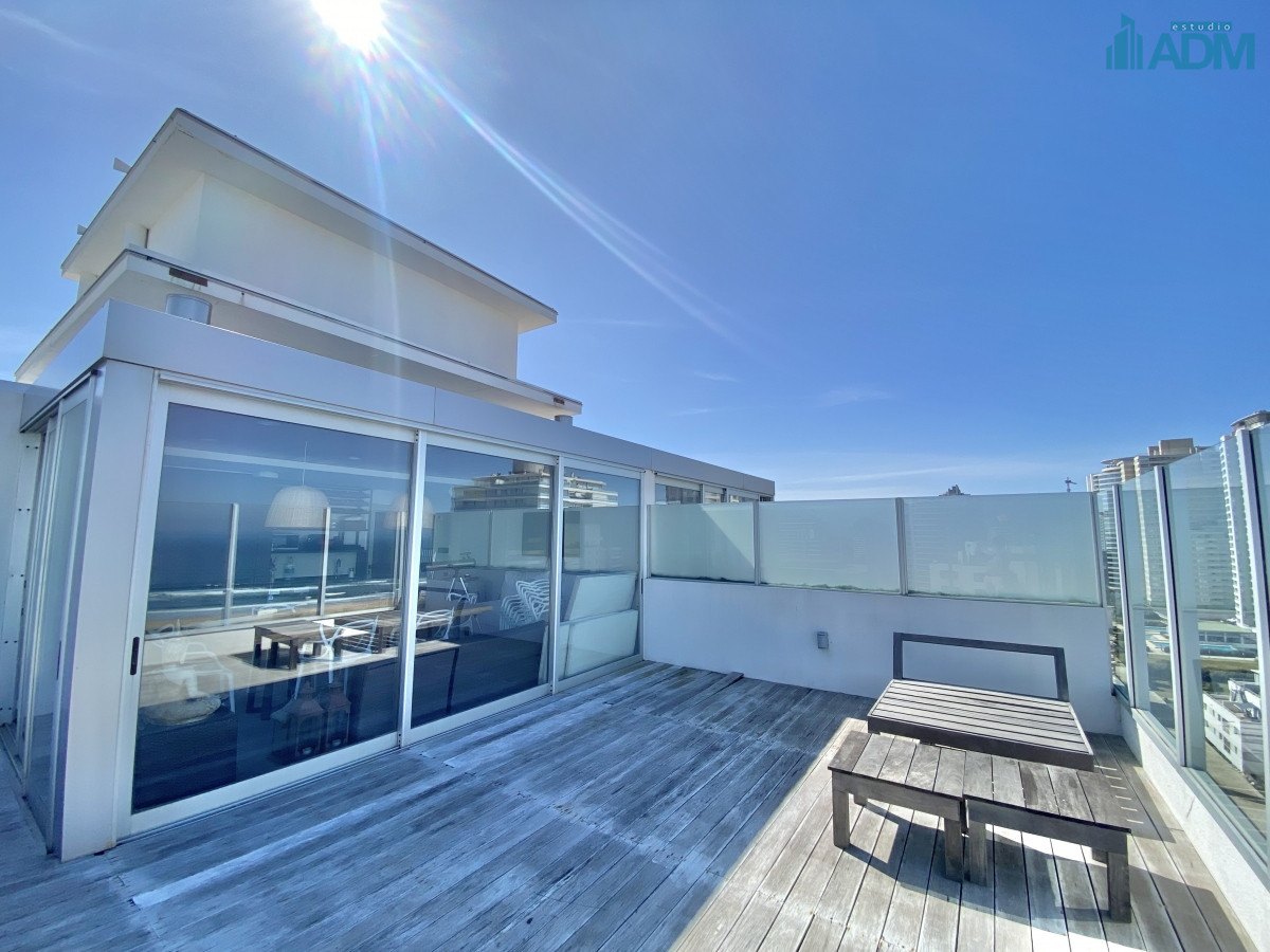 Apartamento ID.415 - Alquiler Temporario Punta del Este  2 dormitorios Brava 