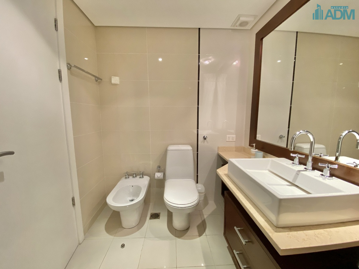 Apartamento ID.1043 - ALQUILER TEMPORARIO DE APARTAMENTO DE 3 SUITES EN AQUARELA PUNTA DEL ESTE MANSA 