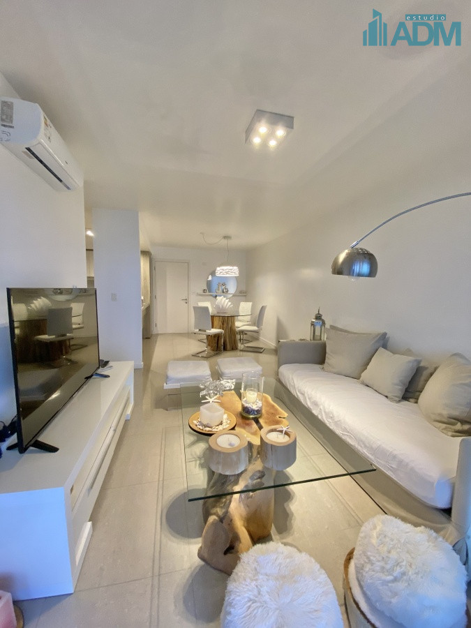 Apartamento ID.415 - Alquiler Temporario Punta del Este  2 dormitorios Brava 