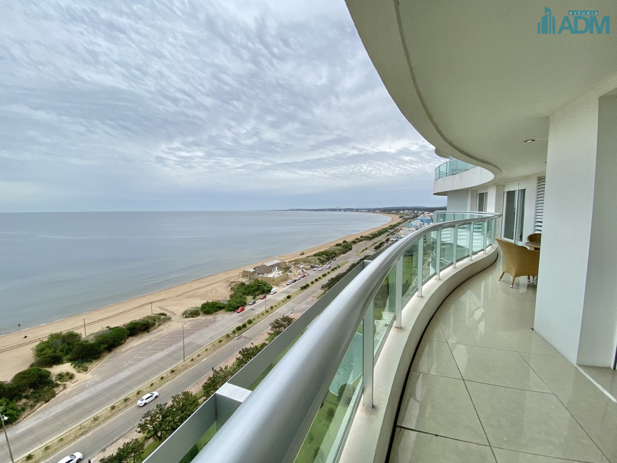 Apartamento ID.1043 - ALQUILER TEMPORARIO DE APARTAMENTO DE 3 SUITES EN AQUARELA PUNTA DEL ESTE MANSA 