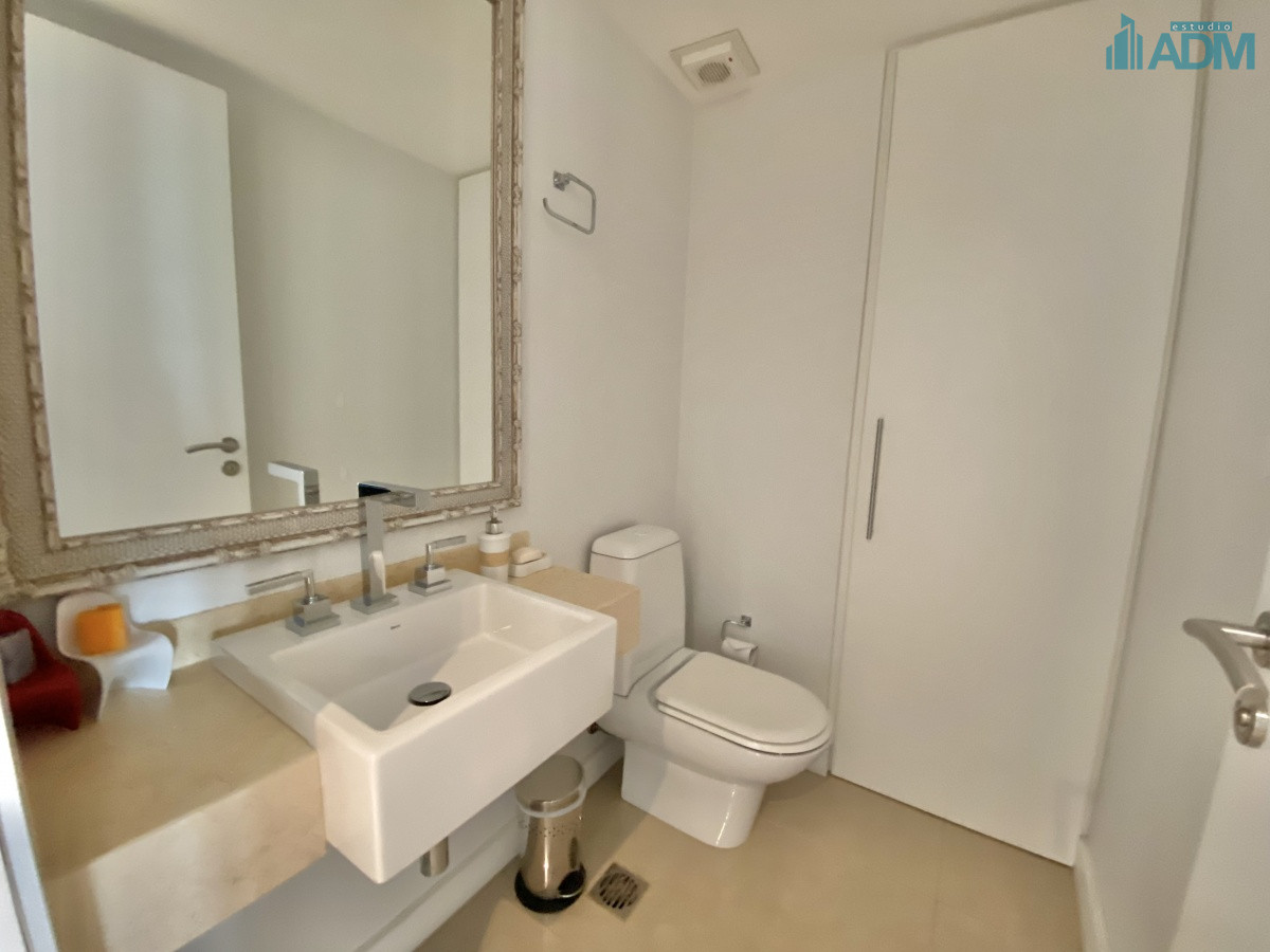 Apartamento ID.1043 - ALQUILER TEMPORARIO DE APARTAMENTO DE 3 SUITES EN AQUARELA PUNTA DEL ESTE MANSA 