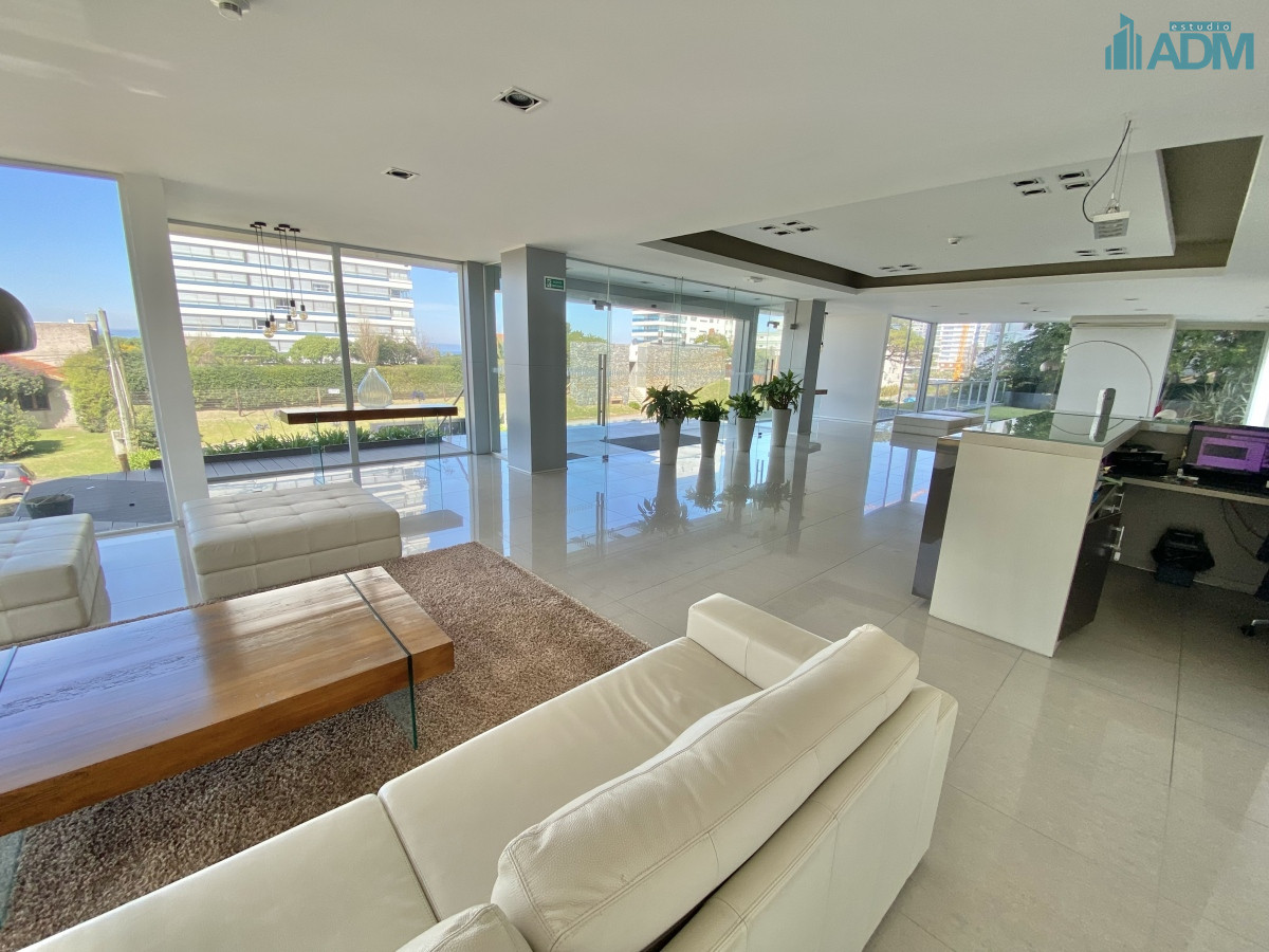 Apartamento ID.415 - Alquiler Temporario Punta del Este  2 dormitorios Brava 