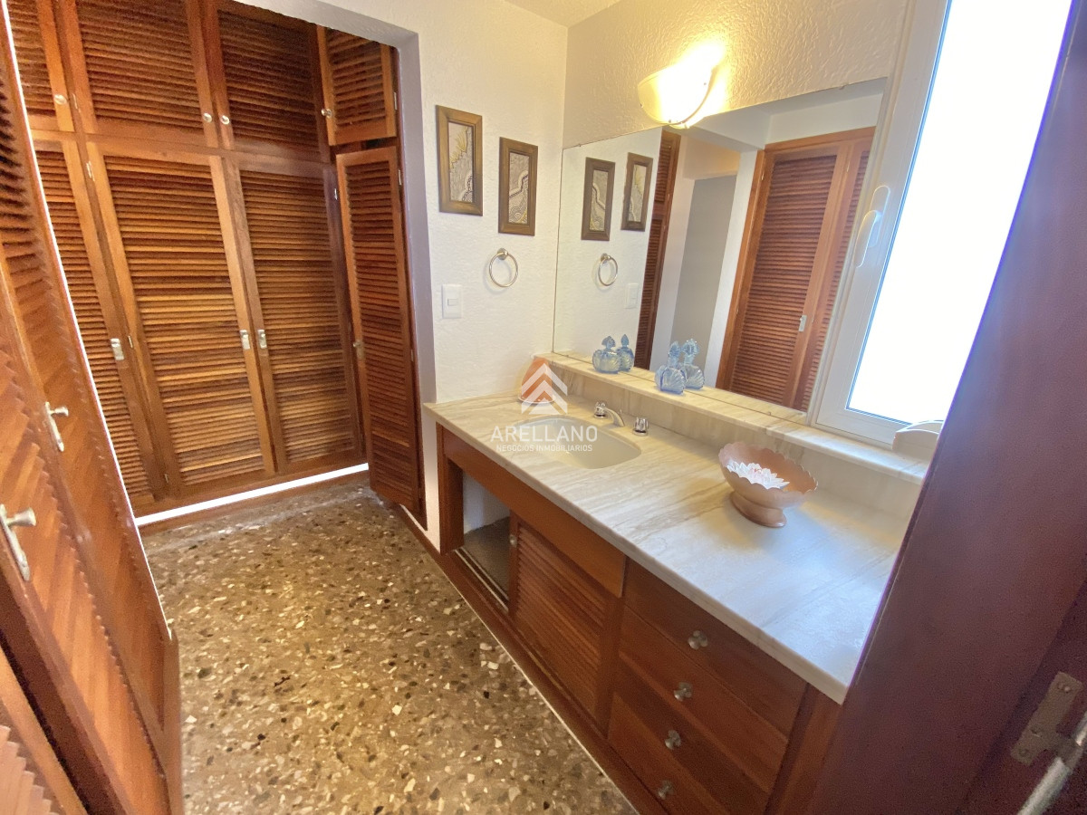 Apartamento ID.2963 - ALQUILER TEMPORAL 3 DORMITORIOS 2 BAÑOS EN MALECON IV