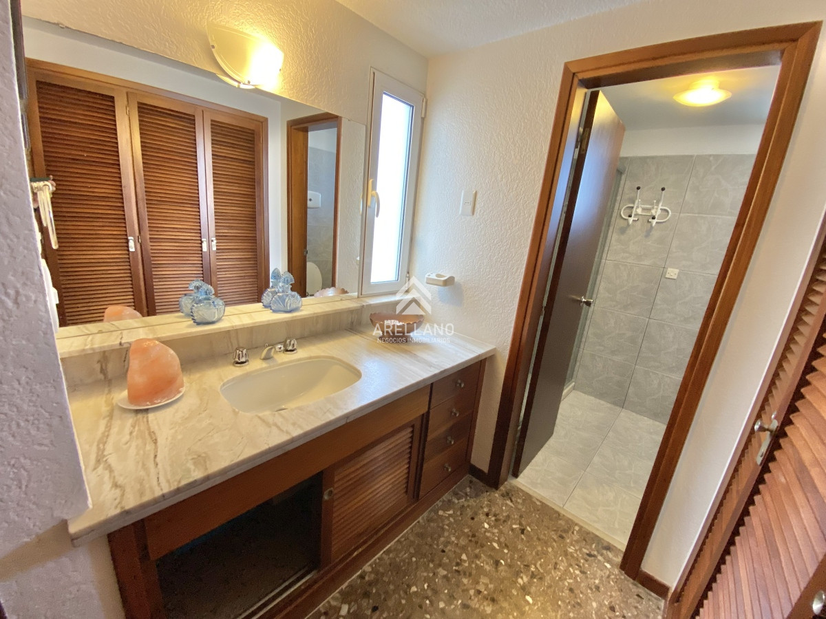 Apartamento ID.2963 - ALQUILER TEMPORAL 3 DORMITORIOS 2 BAÑOS EN MALECON IV