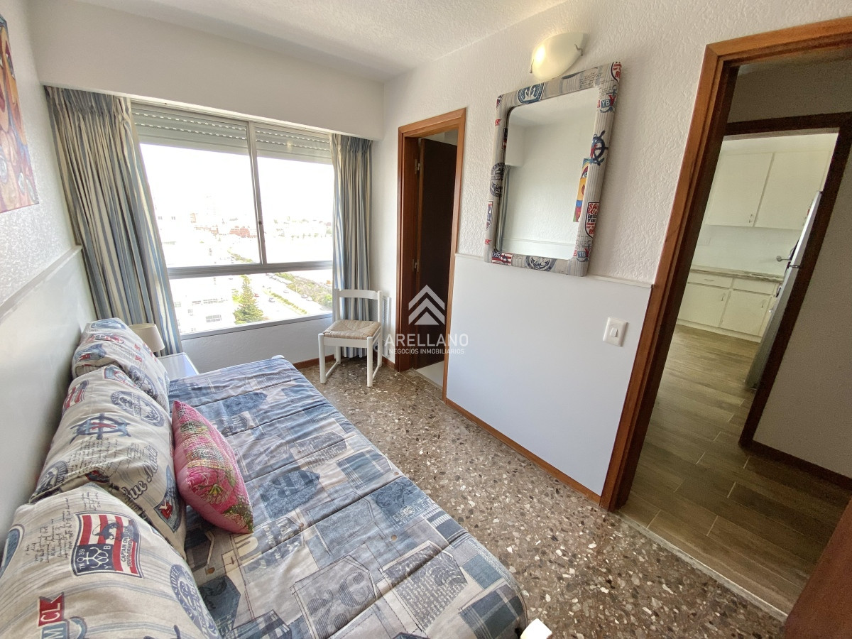 Apartamento ID.2963 - ALQUILER TEMPORAL 3 DORMITORIOS 2 BAÑOS EN MALECON IV