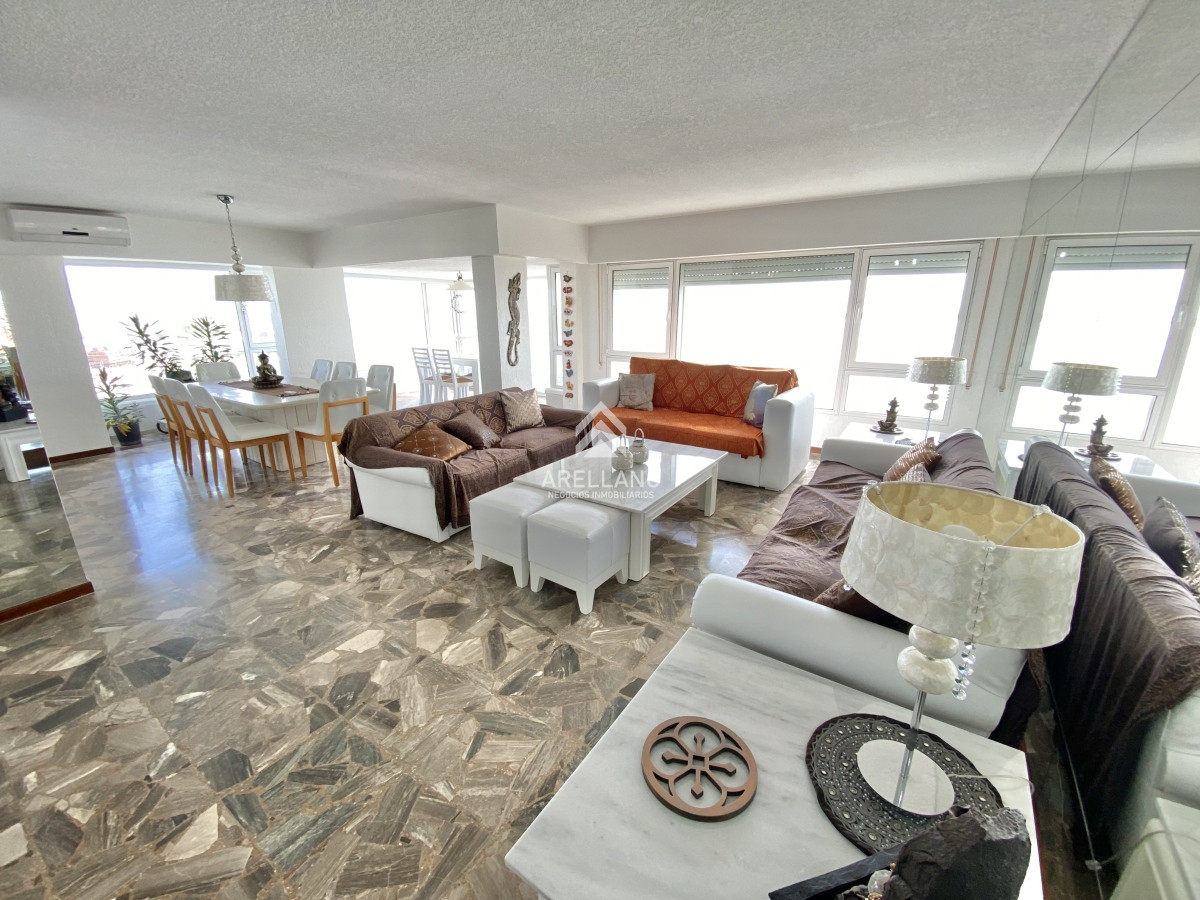 Apartamento ID.2963 - ALQUILER TEMPORAL 3 DORMITORIOS 2 BAÑOS EN MALECON IV