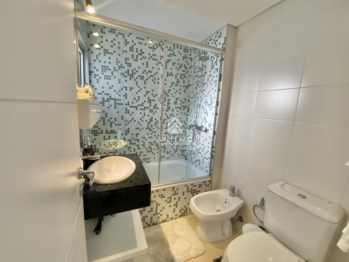 Apartamento ID.1279 - VENTA DE APARTAMENTO PENTHOUSE DE 3 DORMITORIOS EN MANSA PUNTA DEL ESTE 