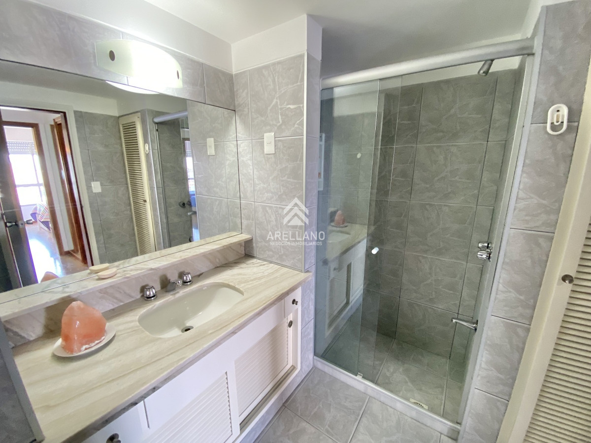 Apartamento ID.2963 - ALQUILER TEMPORAL 3 DORMITORIOS 2 BAÑOS EN MALECON IV